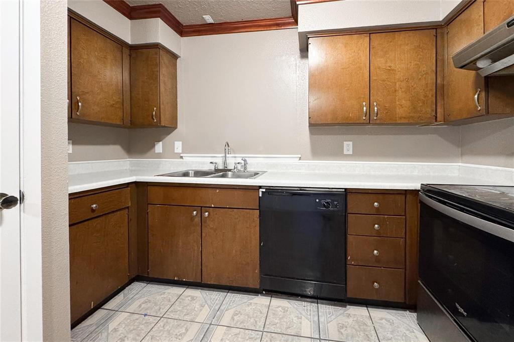 Mountain Creek Twnhs - Residential Lease