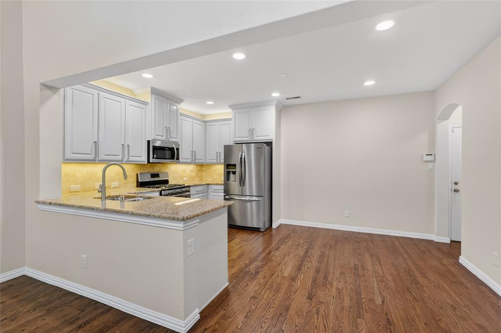 4221 Blackjack Oak Drive