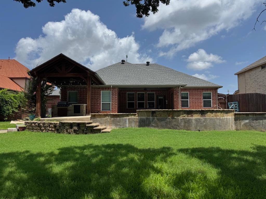 3840 W Pioneer Drive
