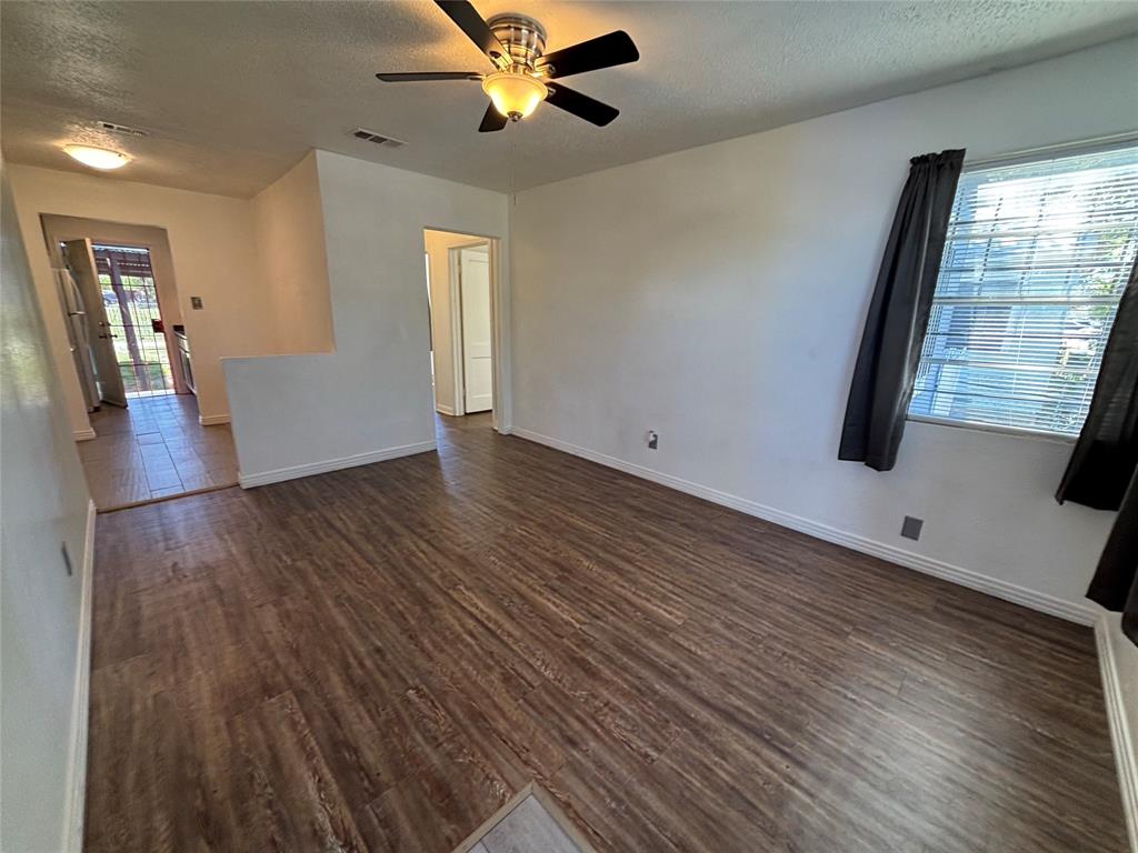 Mitchell Heights Sub - Residential Lease