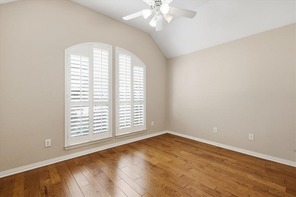 1109 Oakhollow Drive