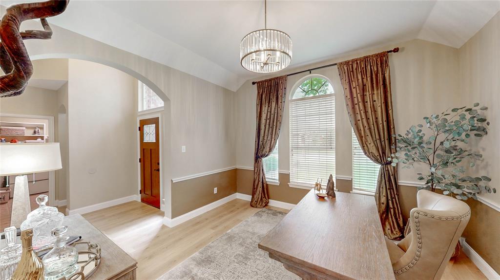1304 Rosewood Trail