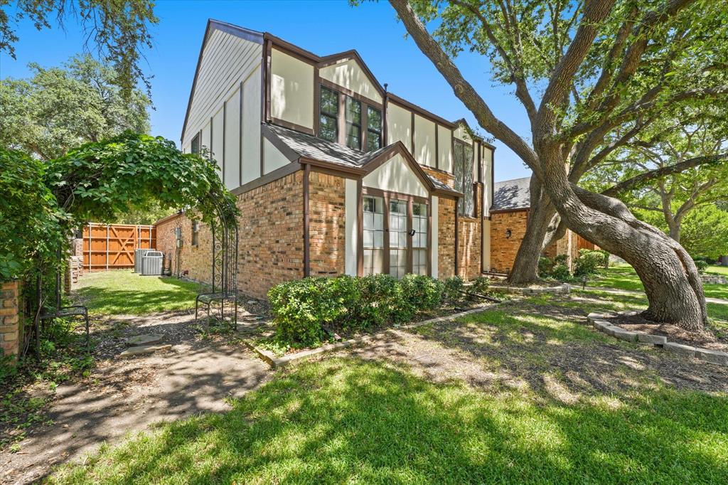 3317 Buckle Lane
