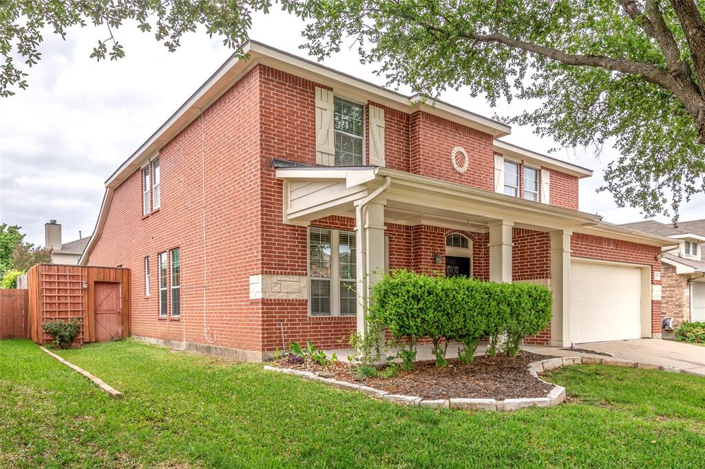 302 Highland Glen Drive