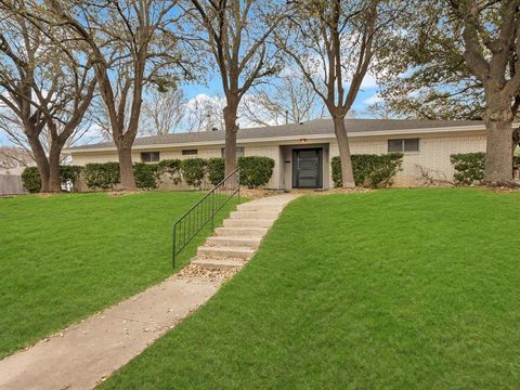 6313 Walburn Court Fort Worth TX 76133