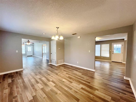 450 EVERETT ST, STEPHENVILLE, TX 76401 - Image b568a183968fe1c91bb4e5adb3decdf4/3448729193