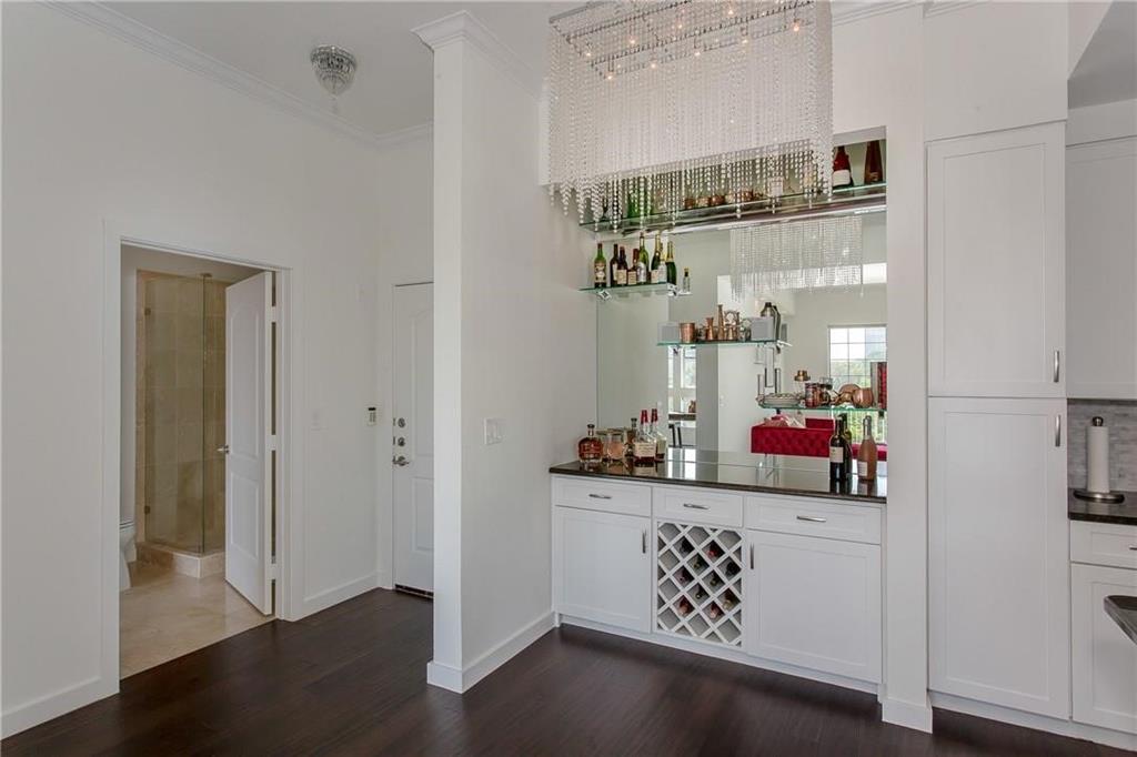 3225 Turtle Creek Boulevard 602