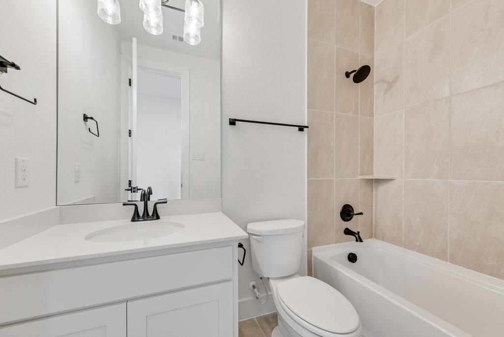 Heath Golf & Yacht Club - Residential