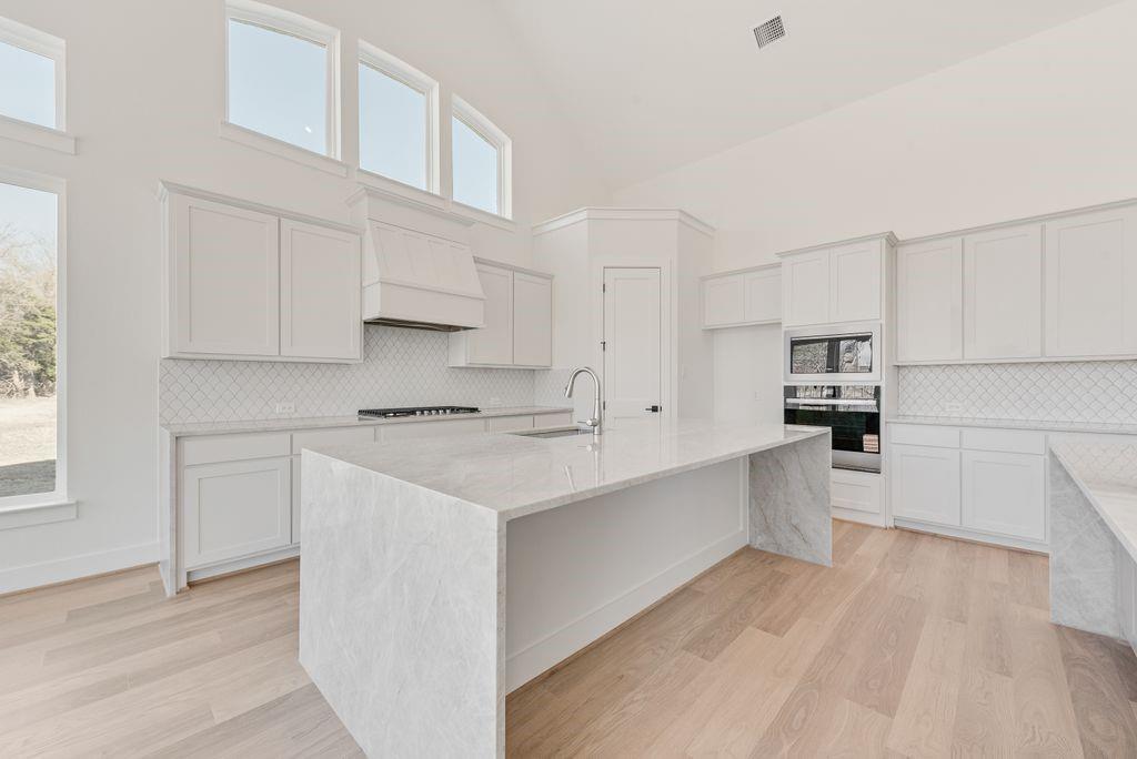 Heath Golf & Yacht Club - Residential