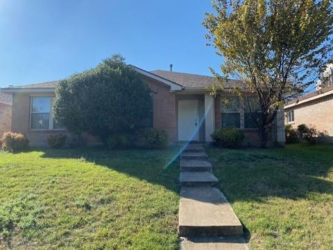 2937 Monticello Lane Lancaster TX 75134