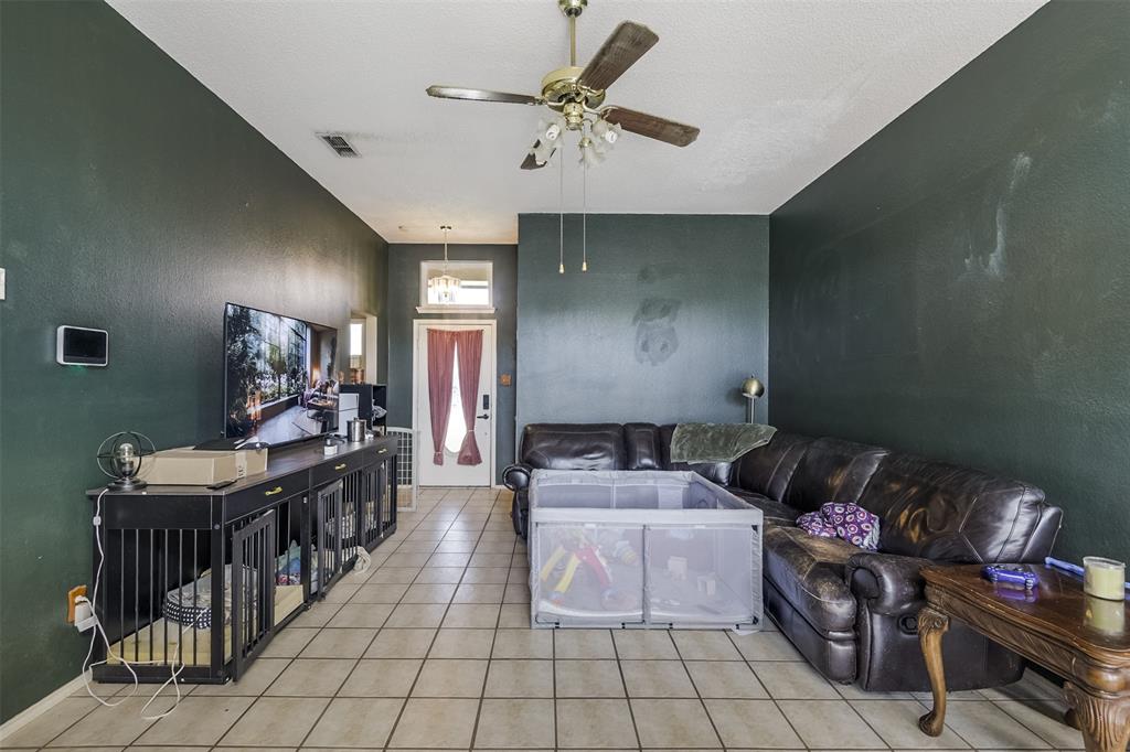 2729 Clovermeadow Drive