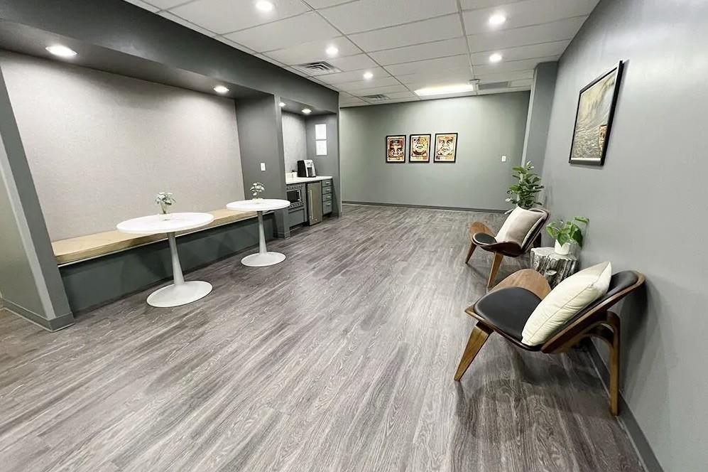 WOODGATE OFFICE PARK - Commercial Lease