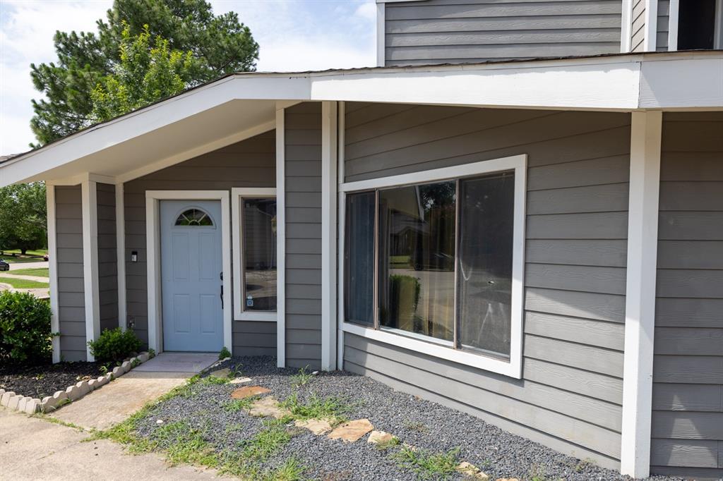 510 Hunters Glen Street