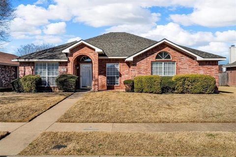 463 Overland Trail Cedar Hill TX 75104