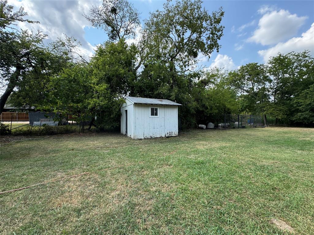 Orig Town Of Lone Oak - Residential