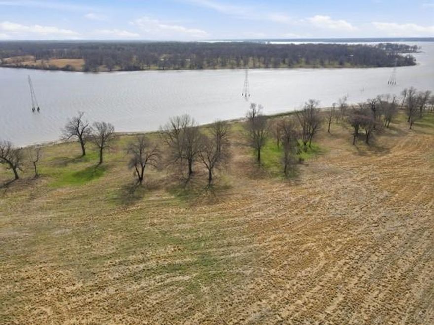 What a fabulous find!! Lake Fork Waterfront!! Peaceful with gorgeous views all around! Enjoy both sunrise & sunset views!! Owner tote the note available!