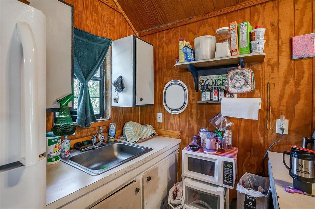 Tract 31, ABSTR A94 - Commercial Sale