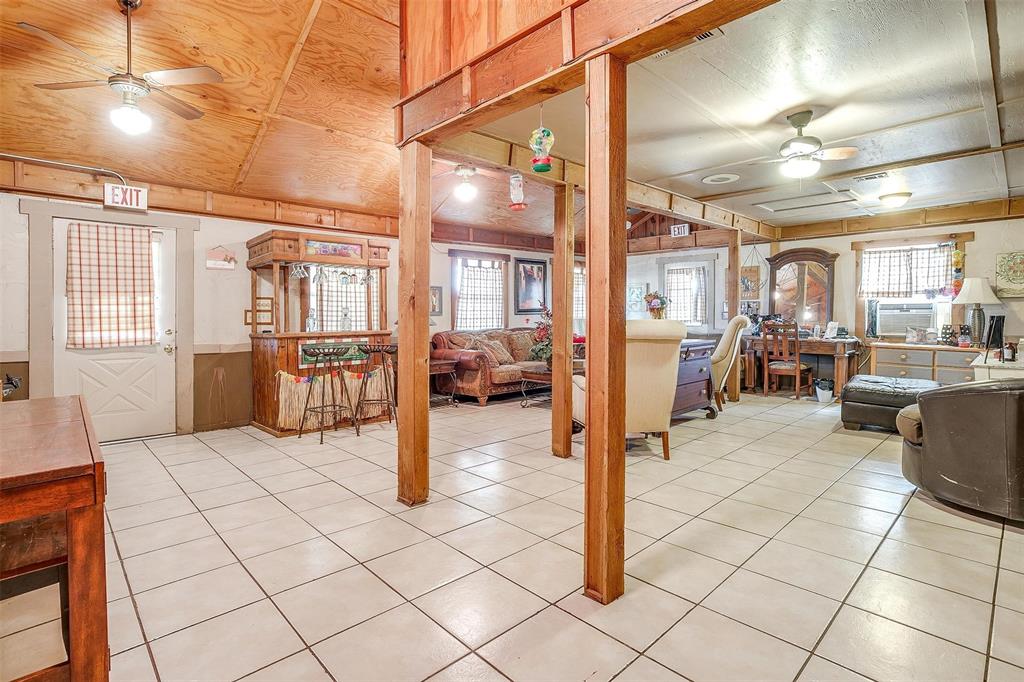 Tract 31, ABSTR A94 - Commercial Sale