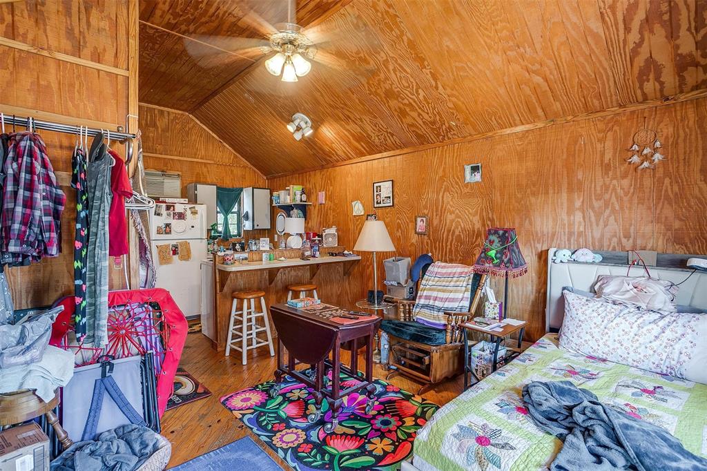 Tract 31, ABSTR A94 - Commercial Sale