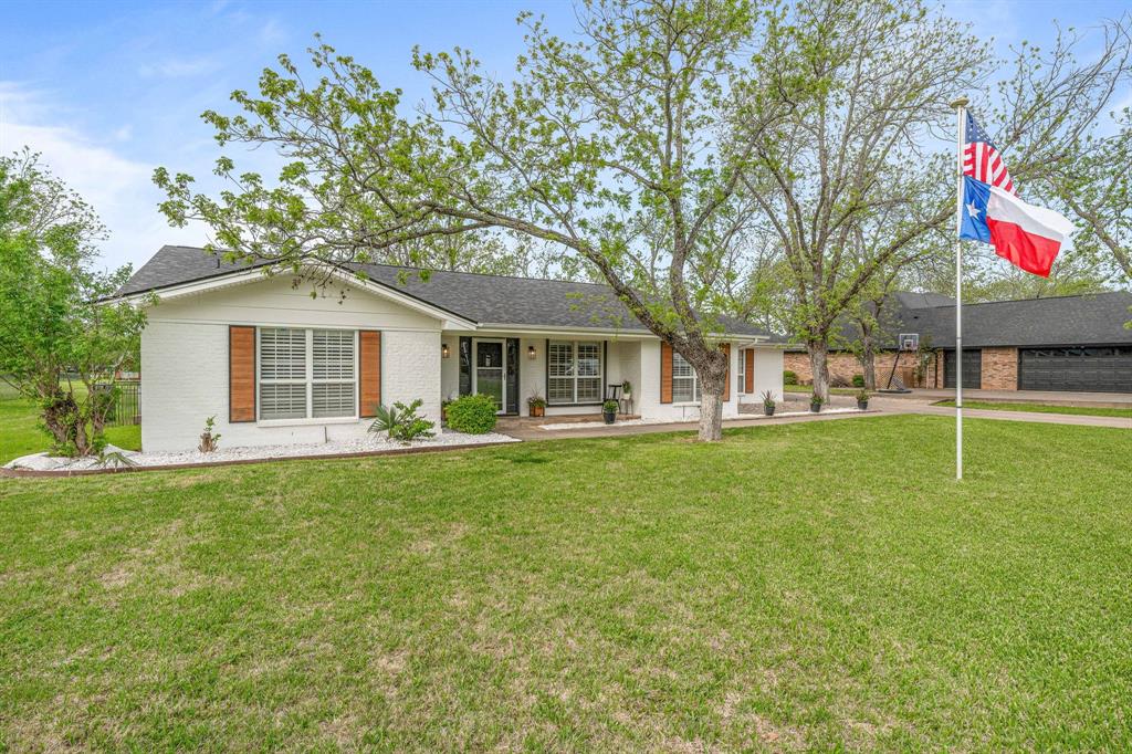 5213 Wedgefield Road