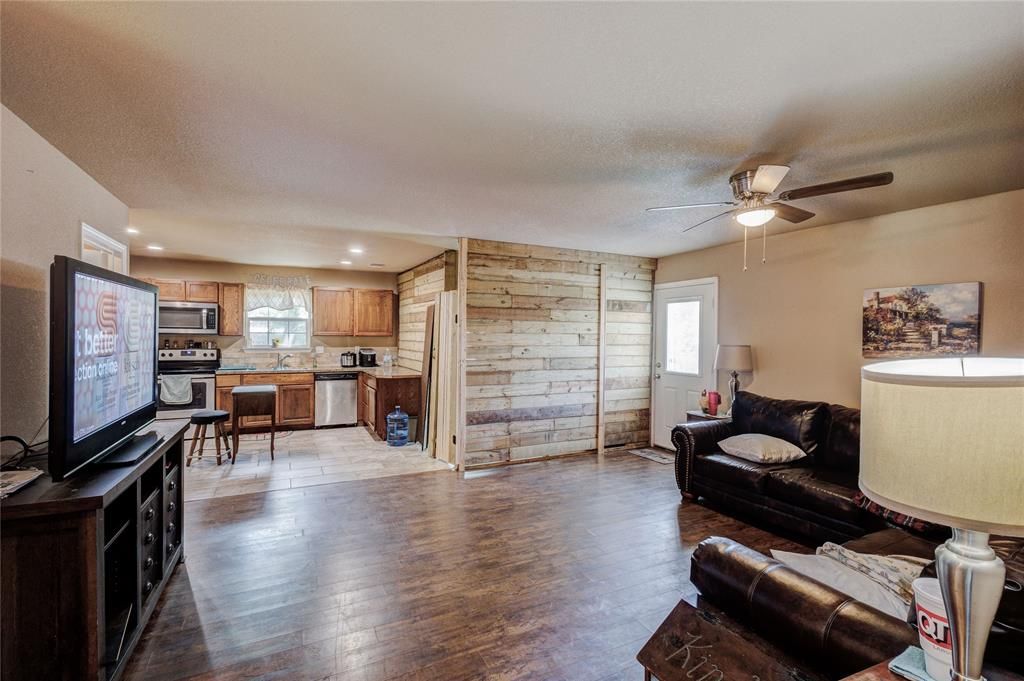 Photo of 104 Richard Lane, Azle, TX 76020 (MLS # 21251605)