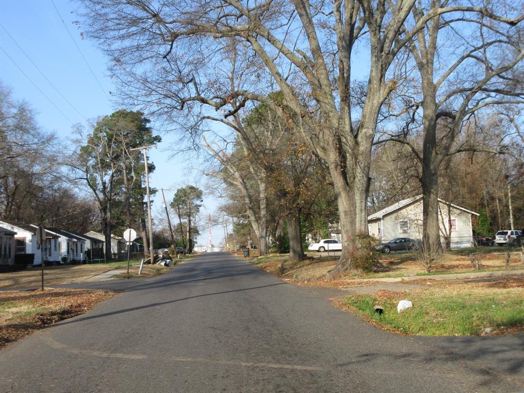 Sylvan Oaks Sub - Residential