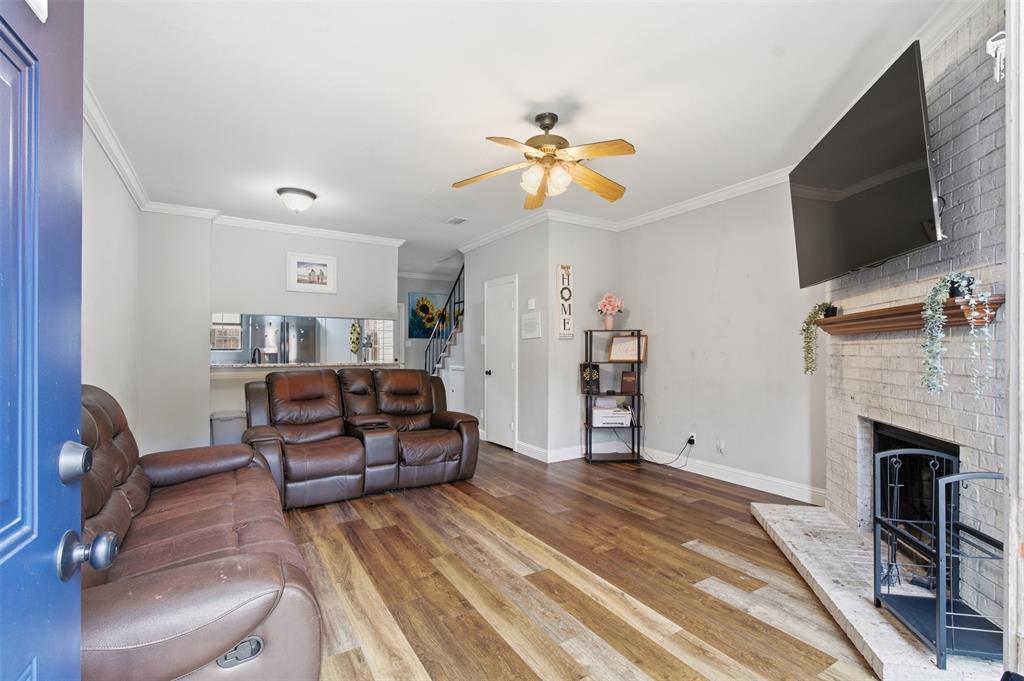 212 Samuel Boulevard 3