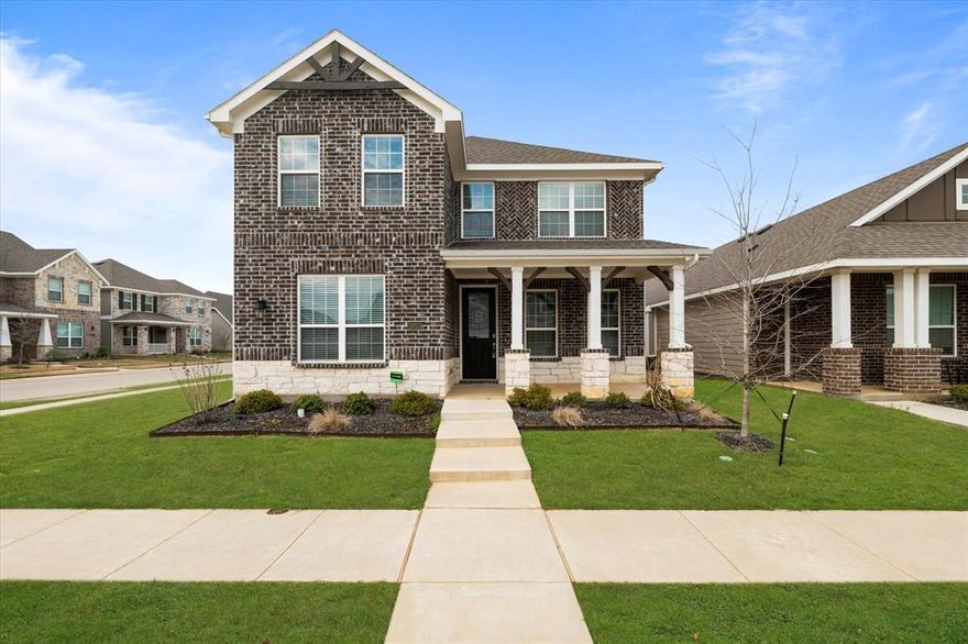 MOVE IN READY! This beautiful newer home sitting on a corner lot features 4 bedrooms, 2.5 bathrooms, an office and 2 car garage. The kitchen is equipped with stainless steel appliances, granite countertops, and a spacious pantry. Large open floorplan with living room overlooking the kitchen. The master bedroom is conveniently located on the main level, while all other bedrooms are upstairs. Upstairs also offers a large gameroom that can be used for a variety of purposes. The bathrooms feature double sinks and plenty of storage. Very close to the elementary school, restaurants and shopping.