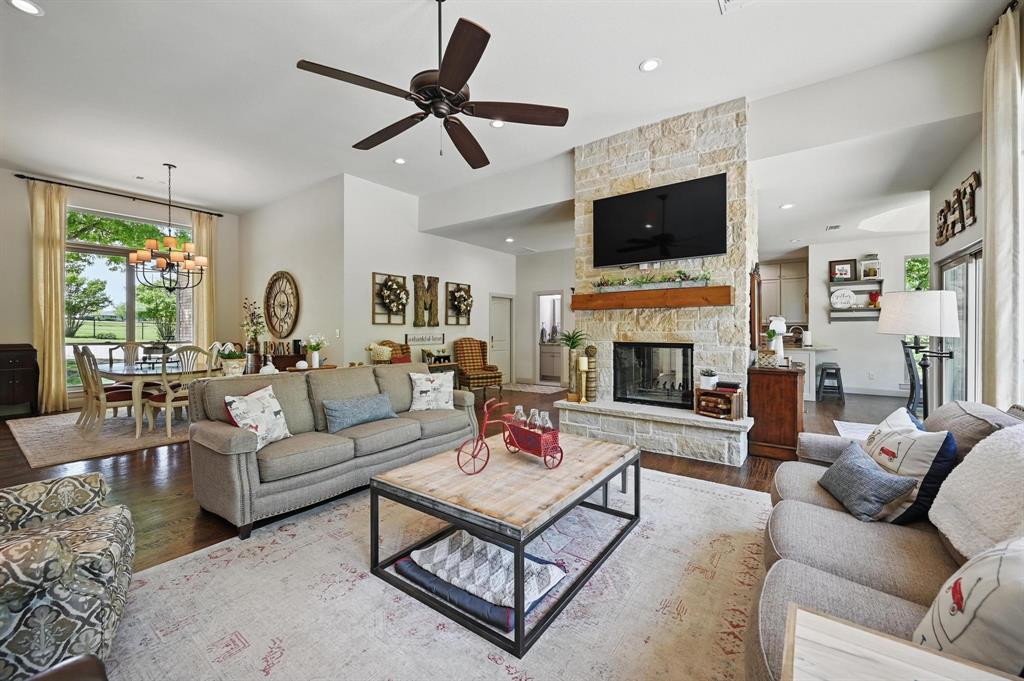 Denton, Texas 76208, United States, 4 Bedrooms Bedrooms, ,4 BathroomsBathrooms,Residential,Active,114888