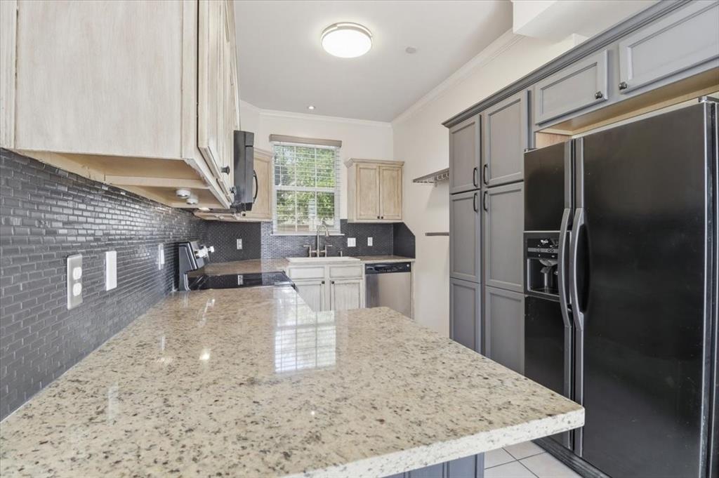 Riverchase Twnhs - Residential Lease