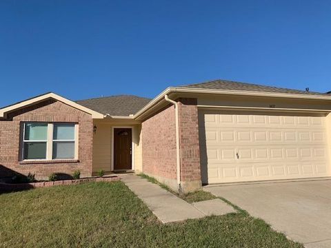 1437 Thornhill Lane Little Elm TX 75068