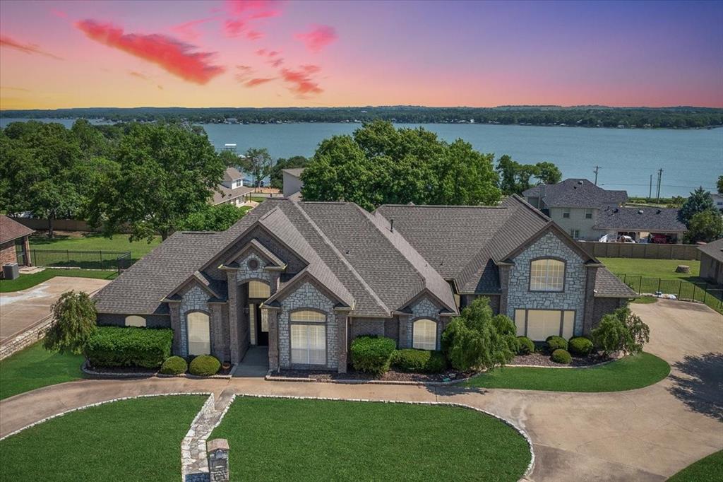 3633 Cliff View Loop