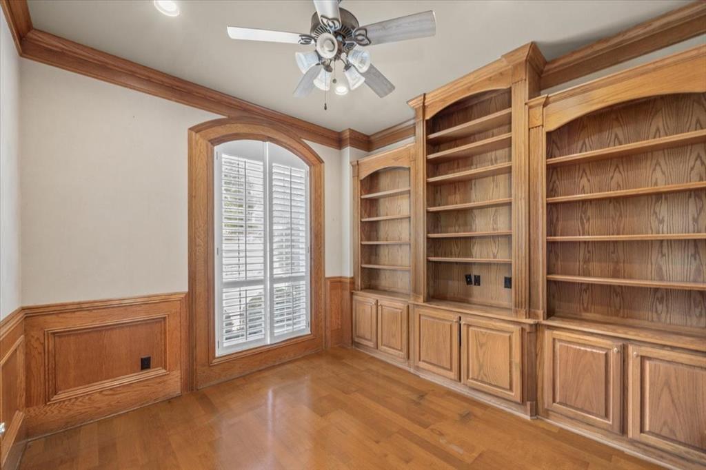 3633 Cliff View Loop