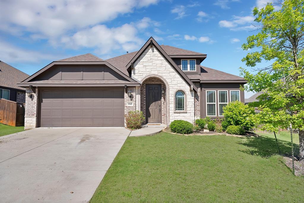 1040 Weeping Oak Drive