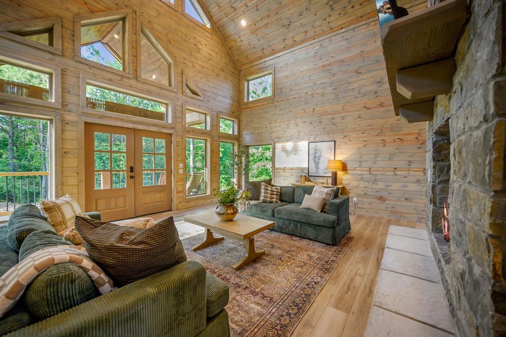 475 Bear Pine Trail