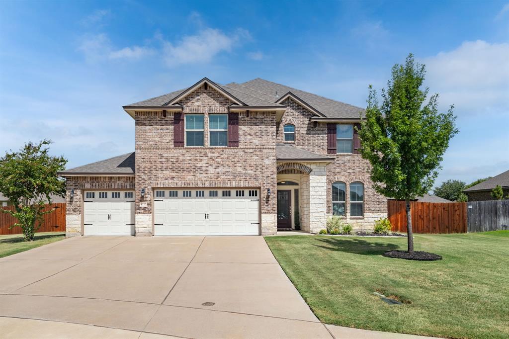 1220 Drummond Circle