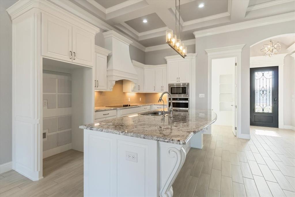 Weatherford, Texas 76087, United States, 4 Bedrooms Bedrooms, ,3 BathroomsBathrooms,Residential,Active,200004