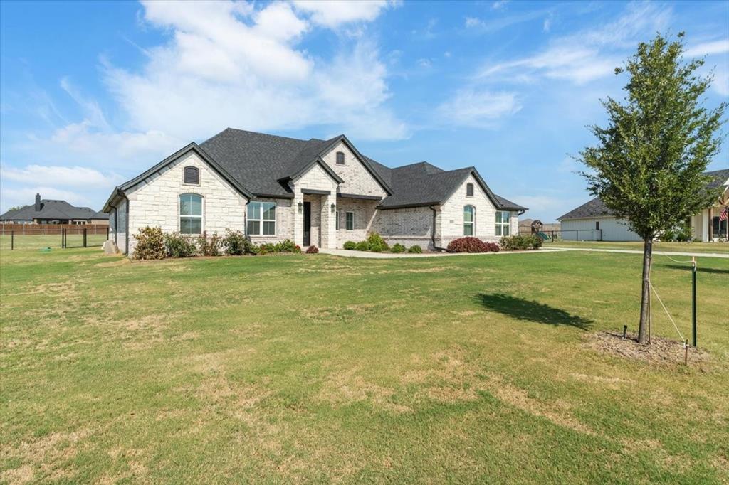 2025 Sunset Ridge Drive