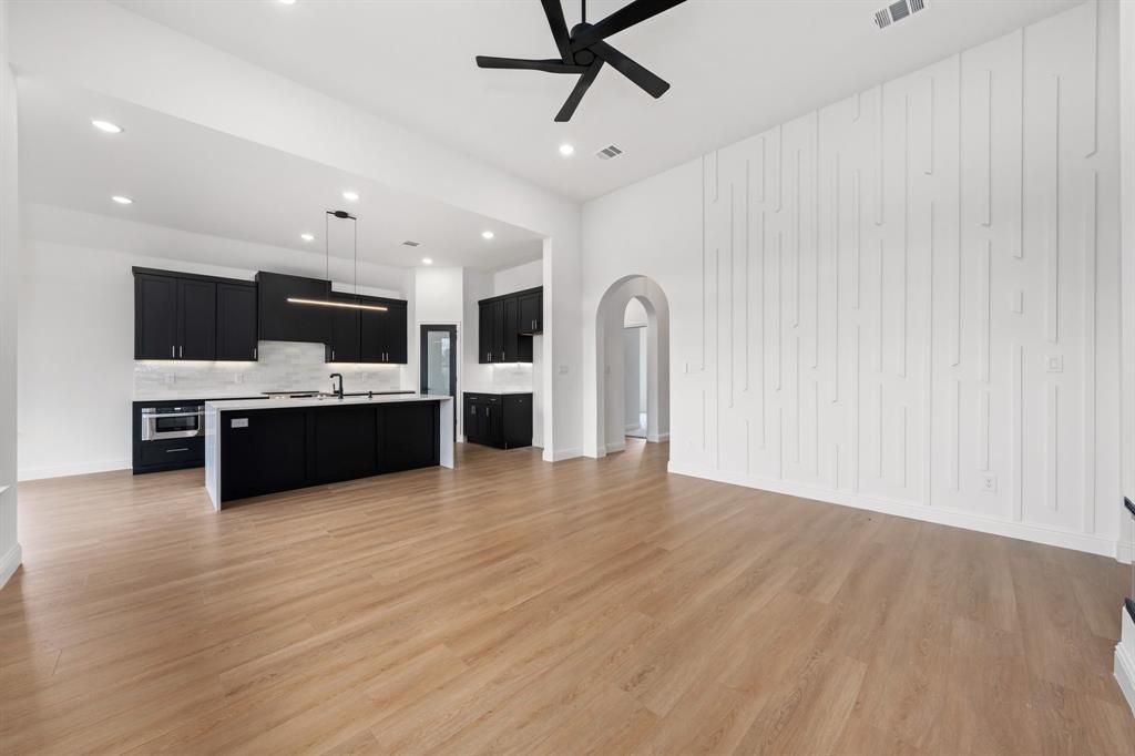 Lindell Estates - Residential