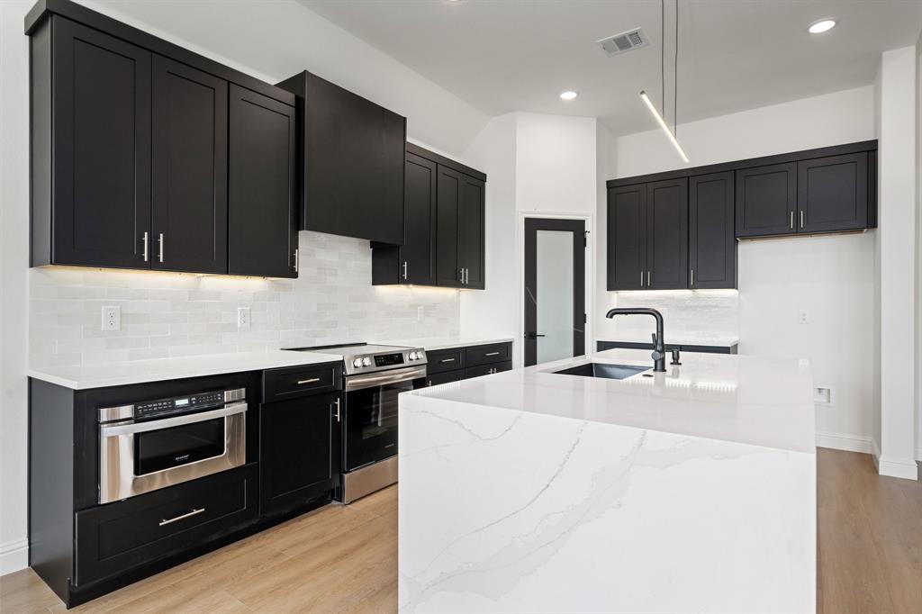 Lindell Estates - Residential