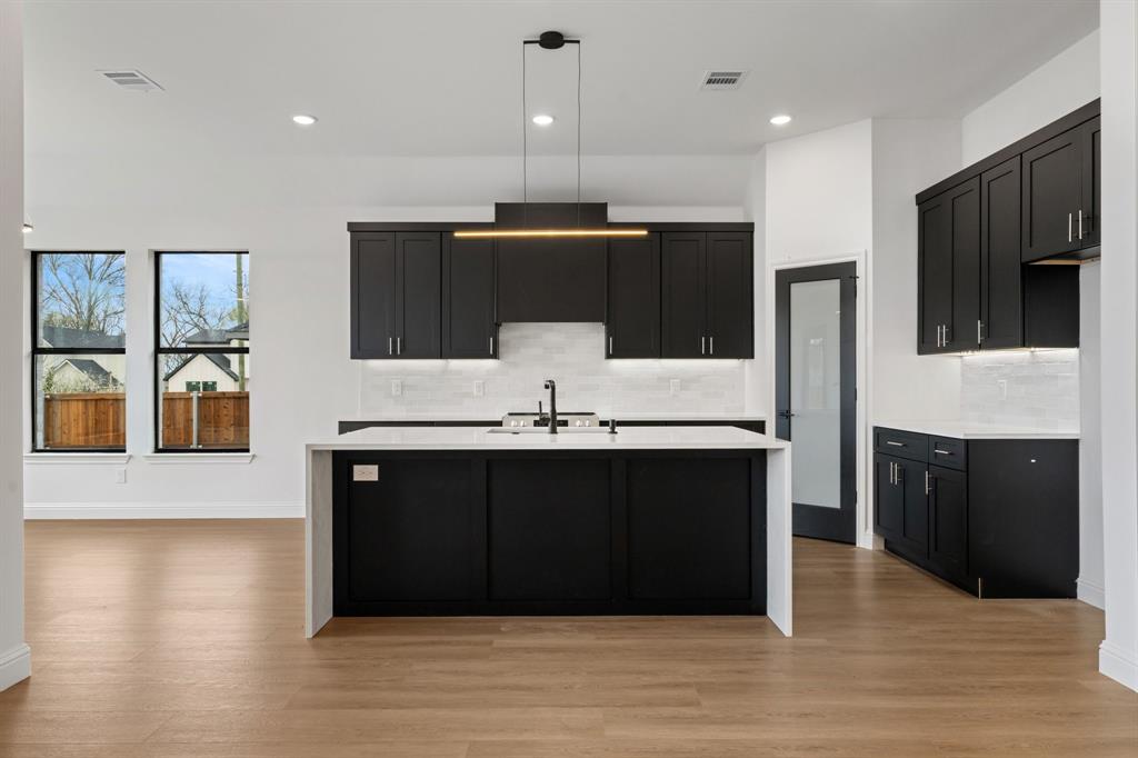 Lindell Estates - Residential