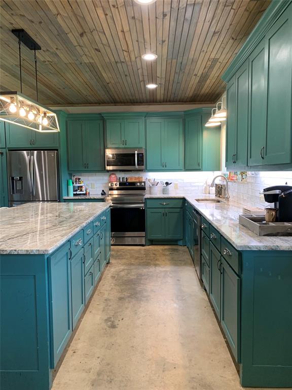 1170 County Road 2393