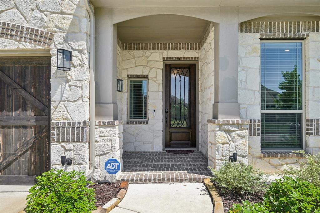 3116 Golden Sunset Court