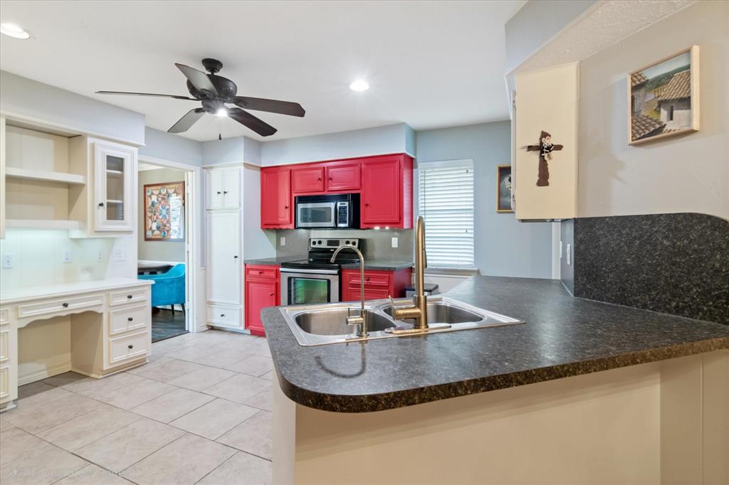 Crestpark Club Estates - Residential