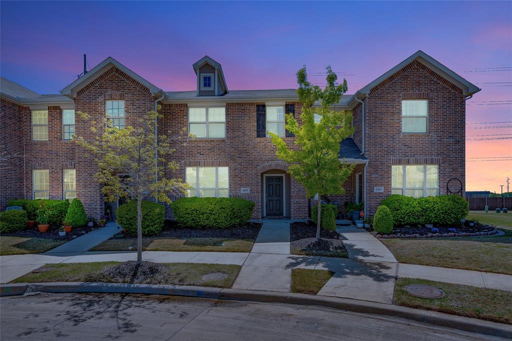 2425 Canongate Drive