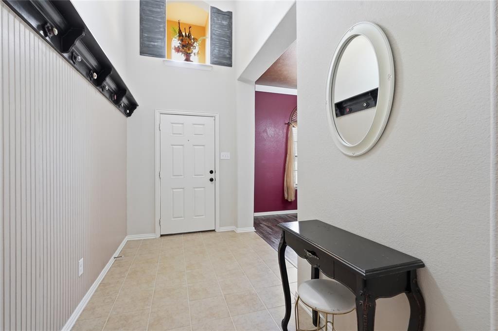 9452 Drovers View Trail