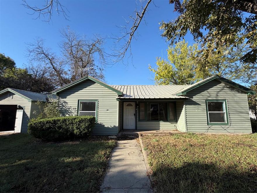 Owner financing available! Opportunity awaits with this 3-bedroom, 1-bath home in the heart of Stephenville. Perfect for investors or buyers looking for a project, this property offers great potential as a rental, flip, or affordable primary residence. The home sits on a spacious lot with mature trees and plenty of room for outdoor living or future additions. Conveniently located near Tarleton State University, shopping, and dining. With some TLC and updates, this fixer-upper could be transformed into a charming home or income-producing property.