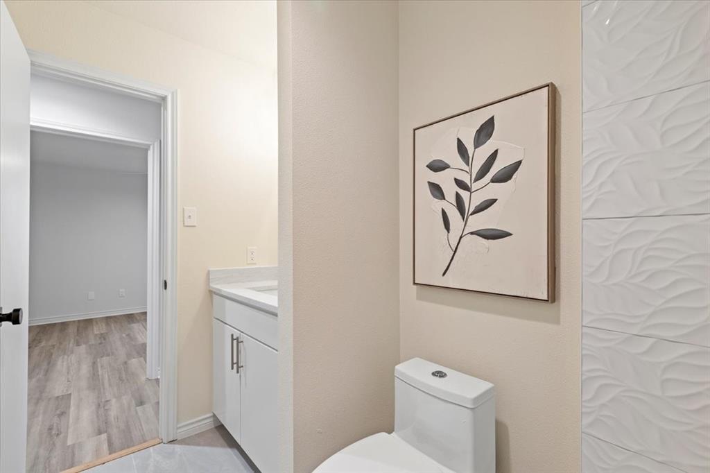 Dallas, Texas 75228, United States, 3 Bedrooms Bedrooms, ,2 BathroomsBathrooms,Residential,Pending,26594