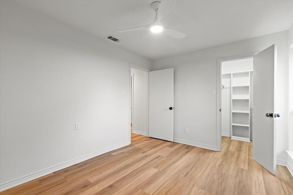 Dallas, Texas 75228, United States, 3 Bedrooms Bedrooms, ,2 BathroomsBathrooms,Residential,Pending,26594