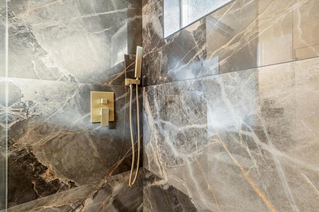 Dallas, Texas 75228, United States, 3 Bedrooms Bedrooms, ,2 BathroomsBathrooms,Residential,Pending,26594